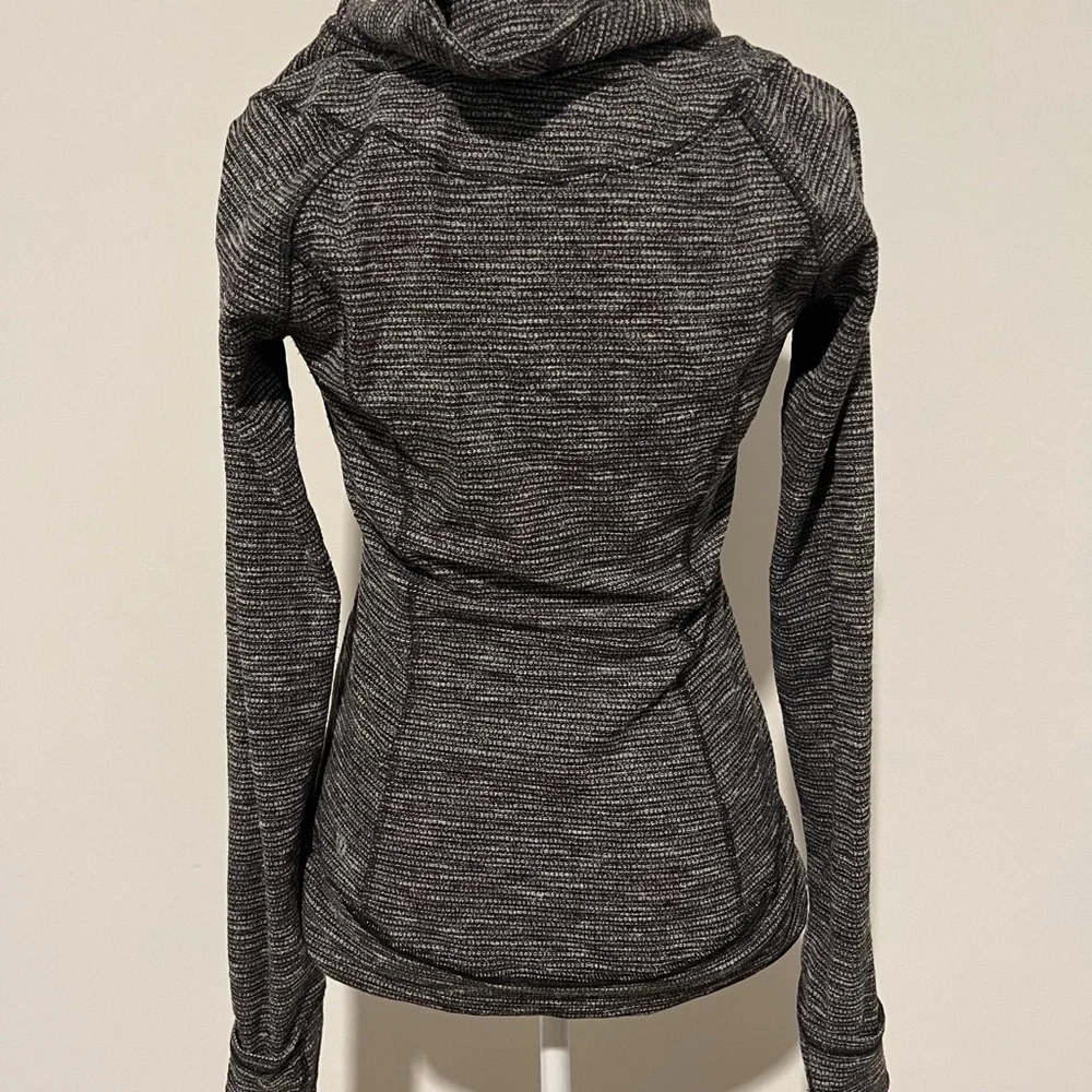 Lululemon Think Fast Pullover Coco Pique Black / Black‎ Size 6
